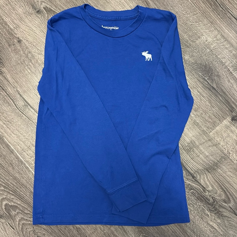 Boys Long Sleeved Abercrombie T Size 9/10